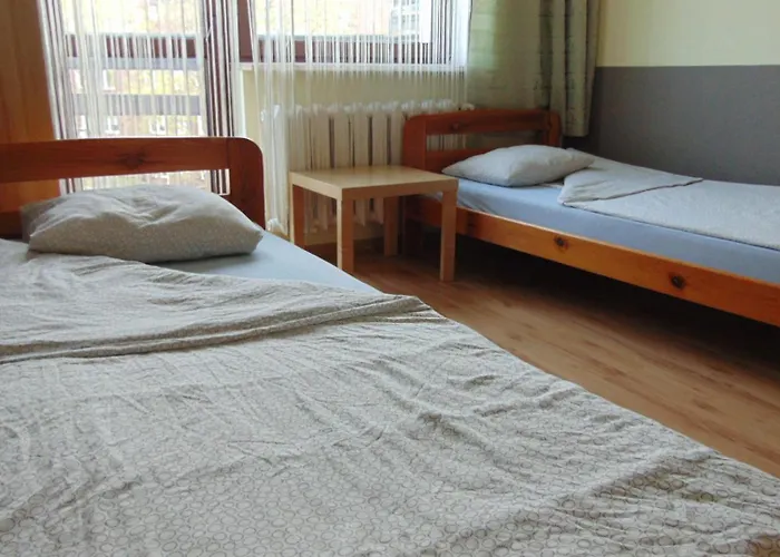 Folks Village Plowce House 旅馆