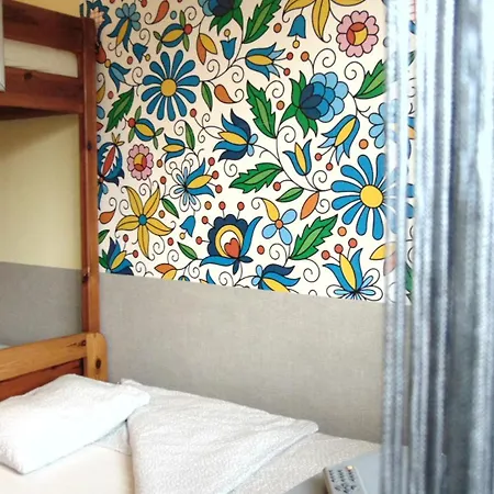 Хостел Folks Village Plowce House