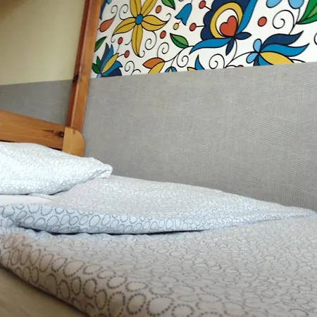 Hostel Folks Village Plowce House