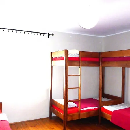 Hostel Folks Village Plowce House