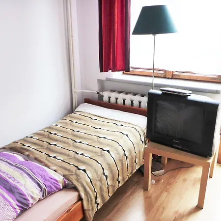 Folks Village Plowce House *