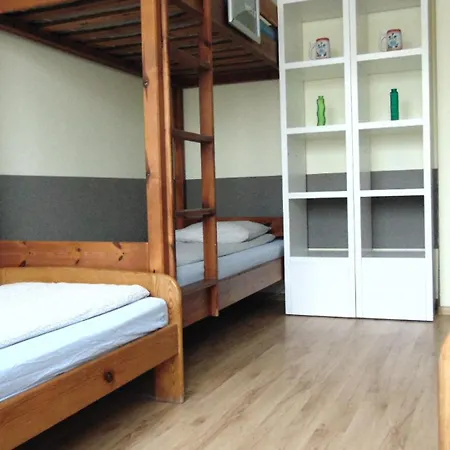 Folks Village Plowce House 호스텔 그단스크