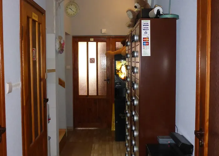 Folks Village Plowce House Albergue